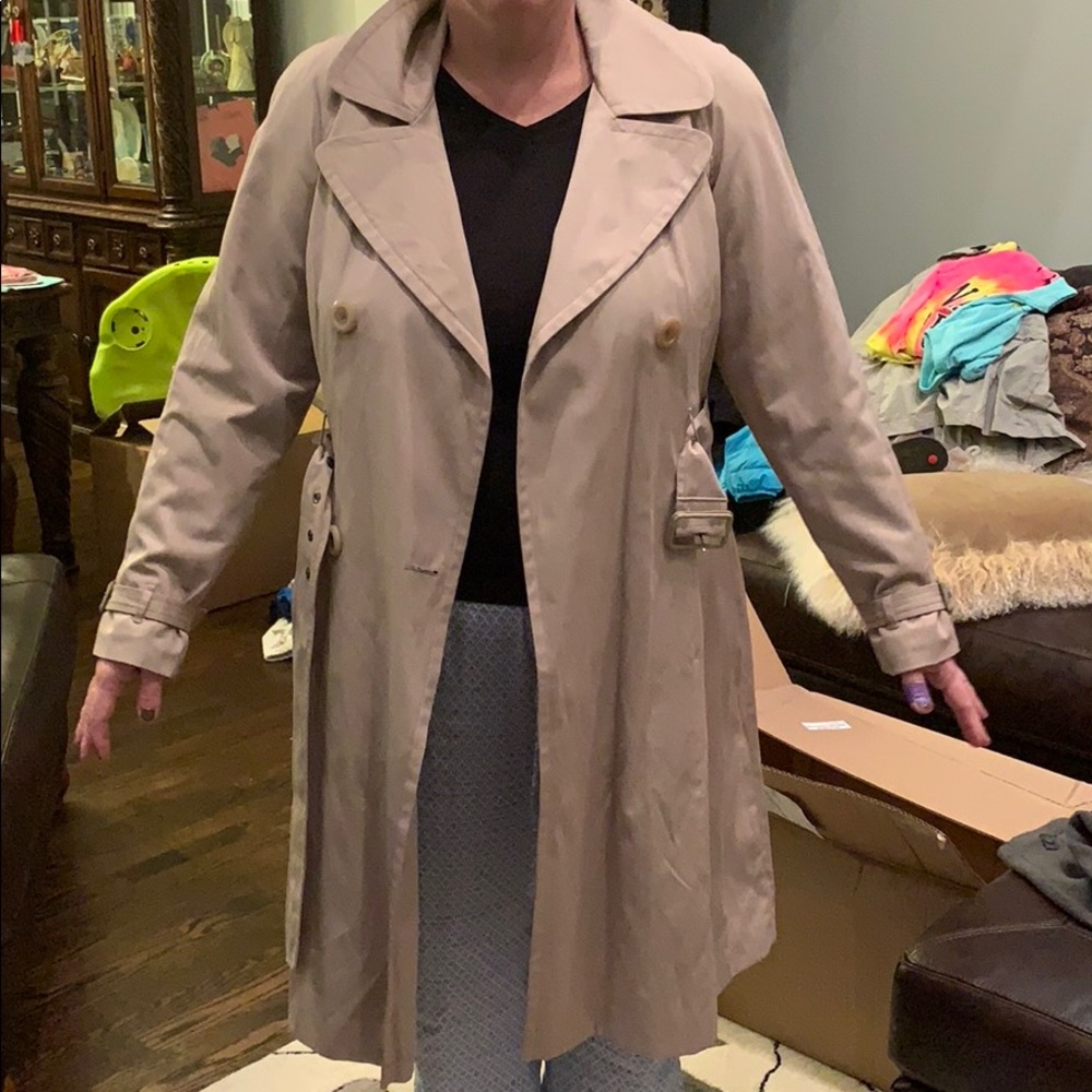 Jones of New York trench coat